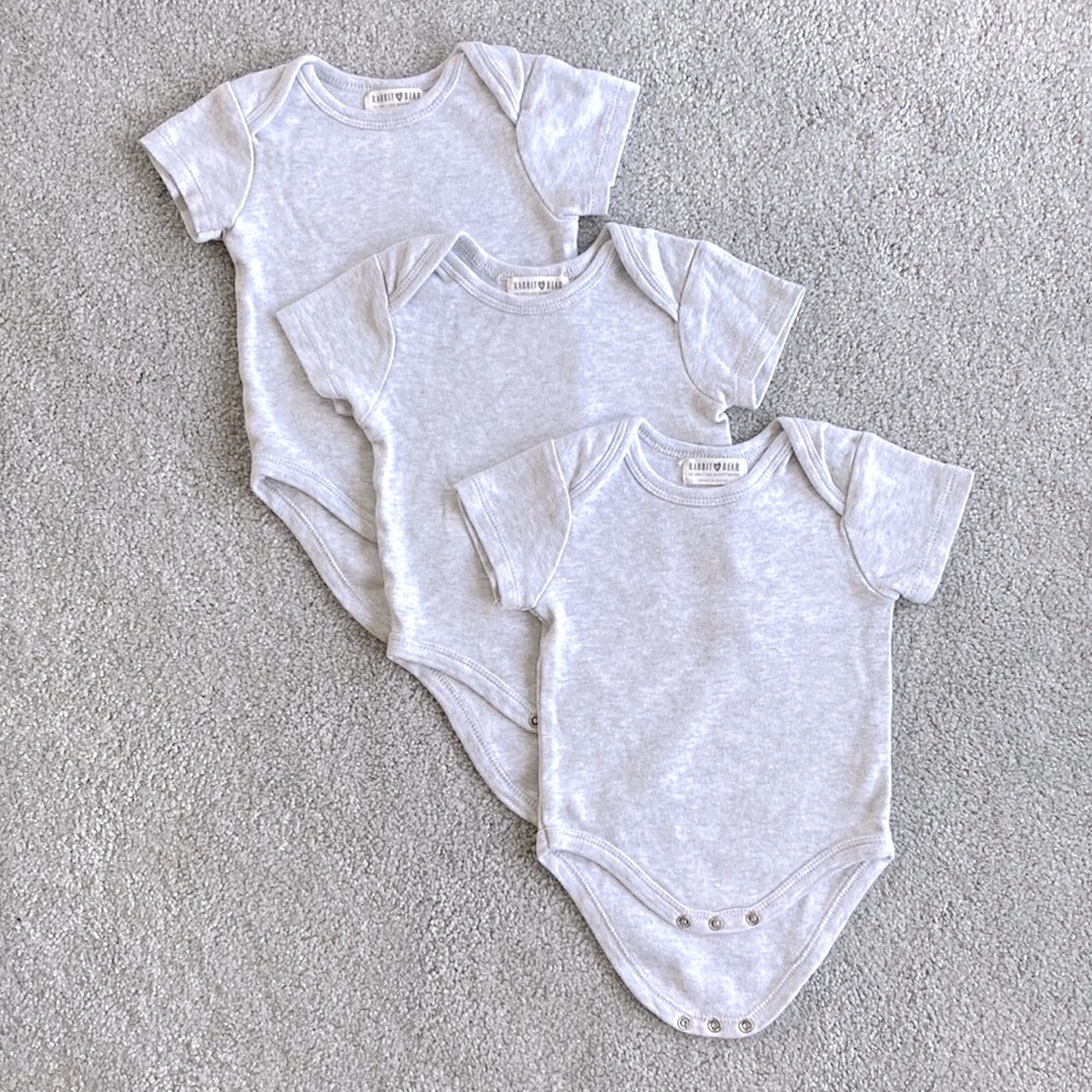 Rabbit + Bear - 3 Short sleeve onesies - gray- Size 3-6 months - organic cotton
